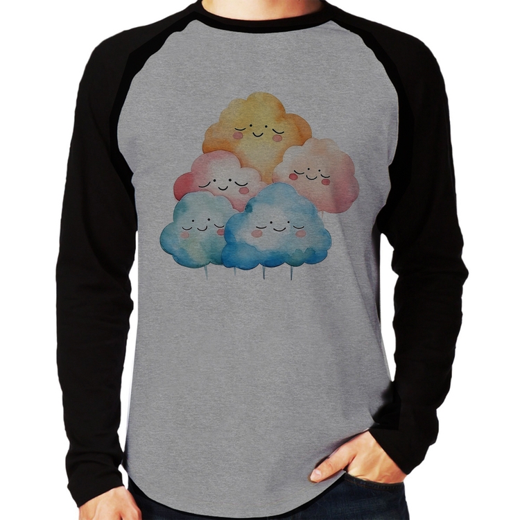 Camiseta Raglan Nuvens Felizes Manga Longa - Cinza/Preto