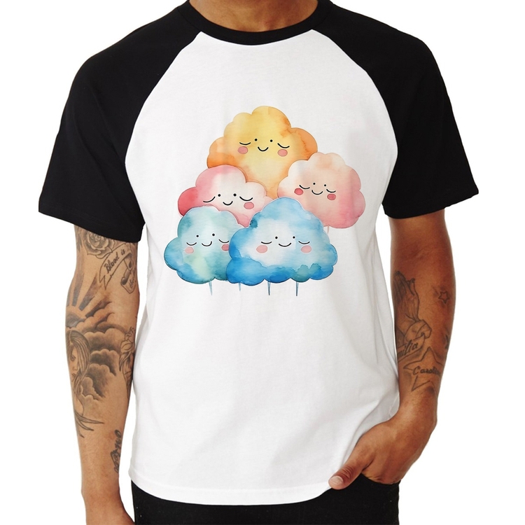 Camiseta Raglan Nuvens Felizes