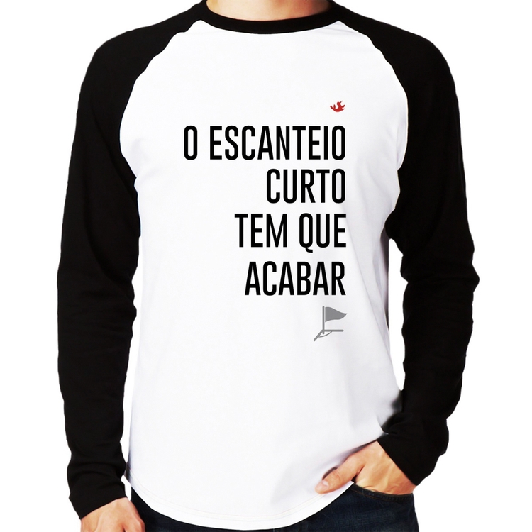 Camiseta Raglan O escanteio curto tem que acabar Manga Longa