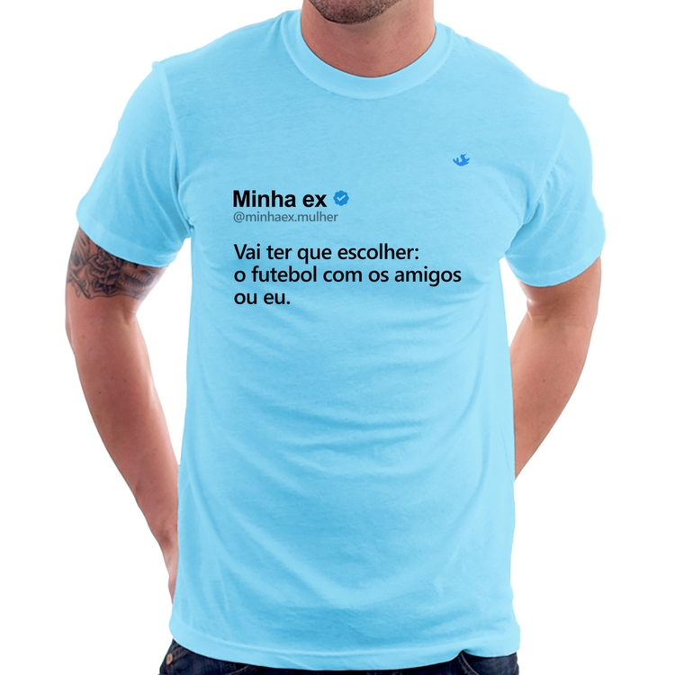 Camiseta O futebol ou eu - Azul Bebê