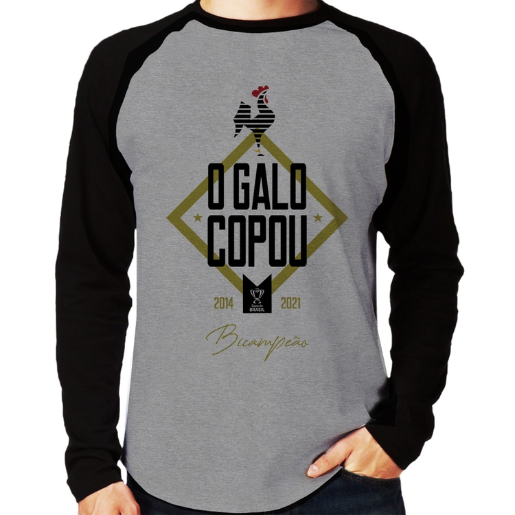 Camiseta Raglan O Galo Copou! Manga Longa - Cinza/Preto