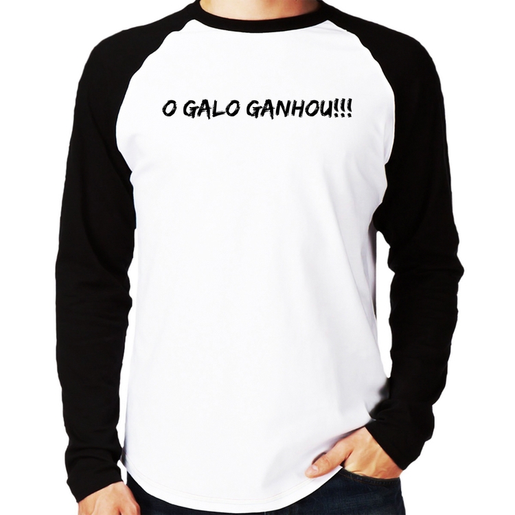 Camiseta Raglan O GALO GANHOU!!! Manga Longa