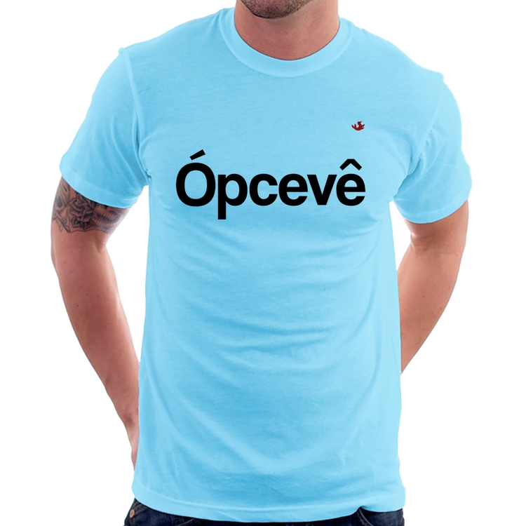 Camiseta Ópcevê - Azul Bebê