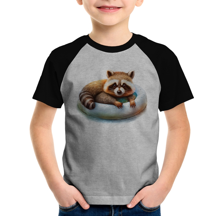 Camiseta Raglan Infantil Panda Vermelho Relaxando Na Piscina - Cinza/Preto