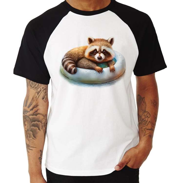 Camiseta Raglan Panda Vermelho Relaxando Na Piscina