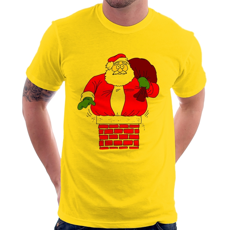 Camiseta Papai Noel Chaminé - Amarela