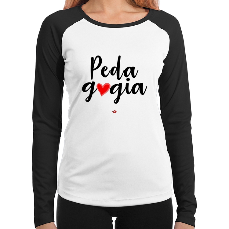 Baby Look Raglan Pedagogia por amor Manga Longa