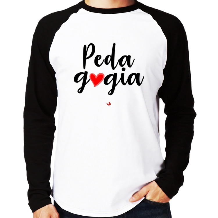 Camiseta Raglan Pedagogia por amor Manga Longa