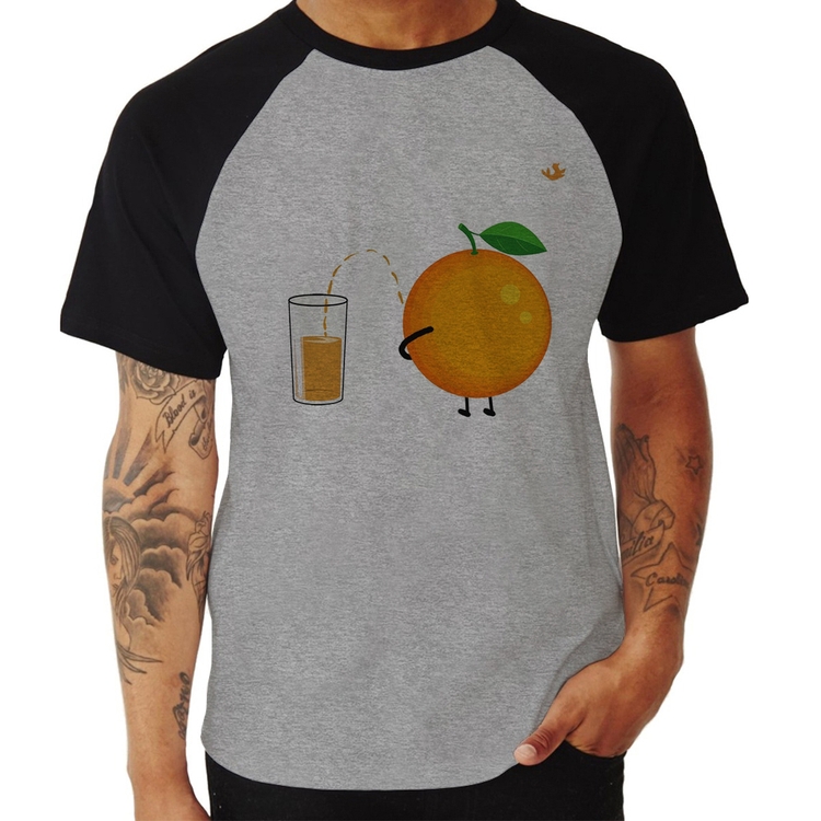 Camiseta Raglan Peeing Orange - Cinza/Preto