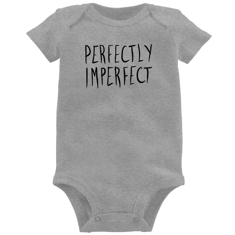 Body Bebê Perfectly Imperfect - Cinza