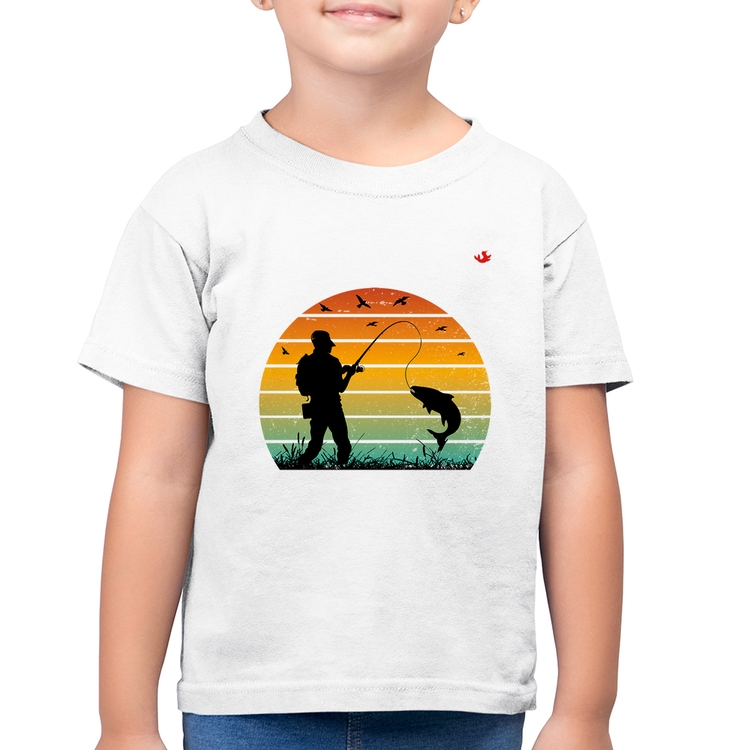 Camiseta Algodão Infantil Pescaria Vintage Sunset - Branca