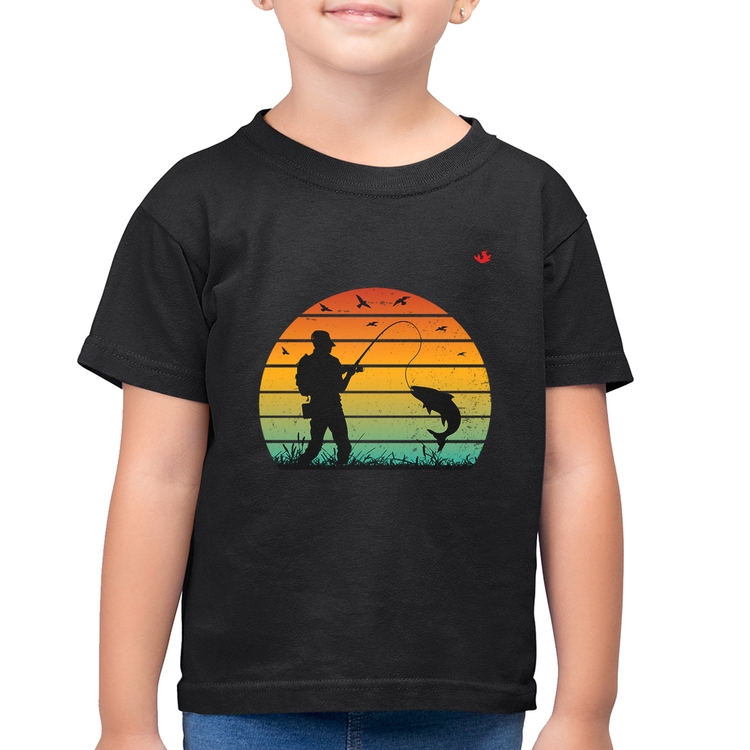 Camiseta Algodão Infantil Pescaria Vintage Sunset