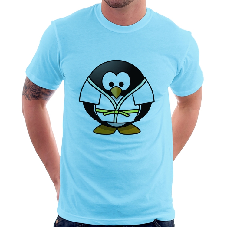 Camiseta Pinguim Judô - Azul Bebê