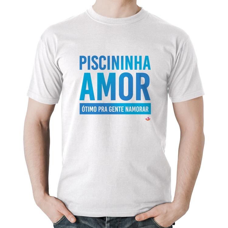 Camiseta Algodão Piscininha amor, ótimo pra gente namorar - Branca