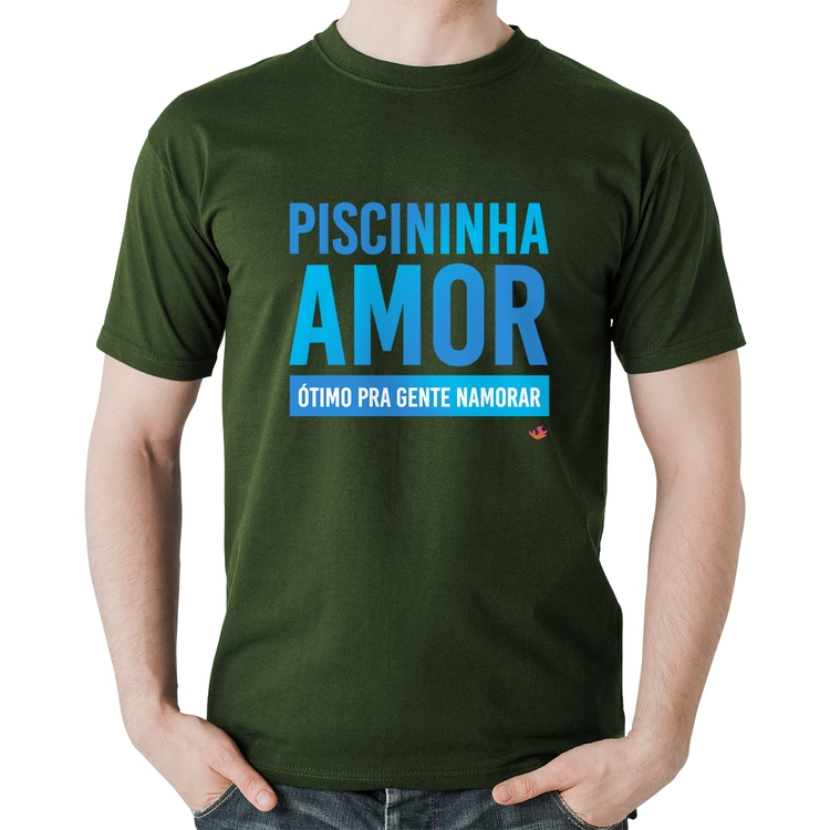 Camiseta Algodão Piscininha amor, ótimo pra gente namorar - Musgo