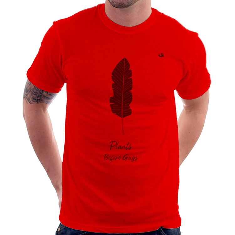 Camiseta Plants Before Guys - Vermelha