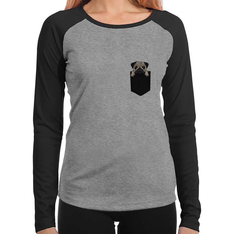 Baby Look Raglan PUG de Bolso Manga Longa - Cinza/Preto
