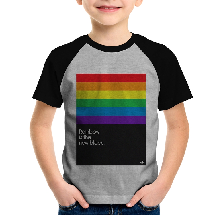 Camiseta Raglan Infantil Rainbow is the new black - Cinza/Preto