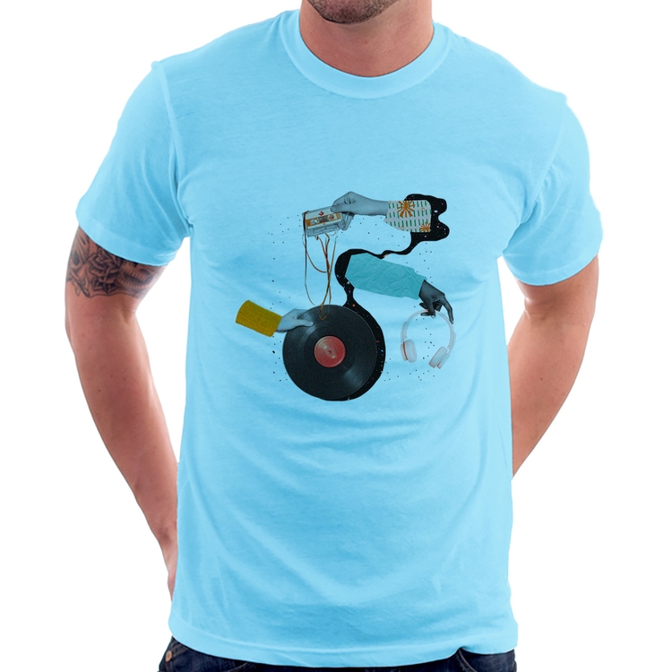 Camiseta Retro Music - Azul Bebê