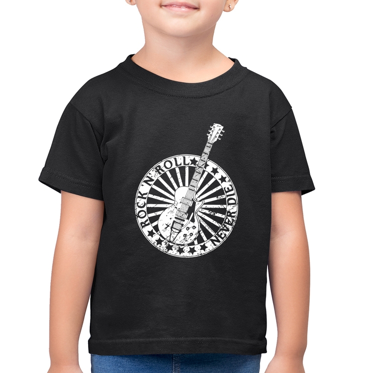 Camiseta Algodão Infantil Rock n Roll Never Die Guitarra