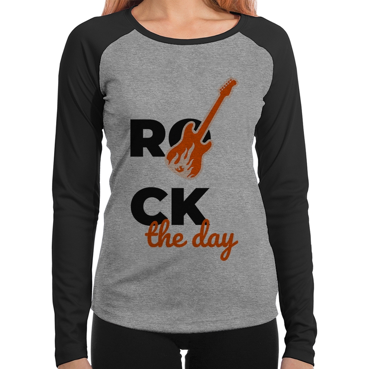 Baby Look Raglan Rock the day Manga Longa - Cinza/Preto