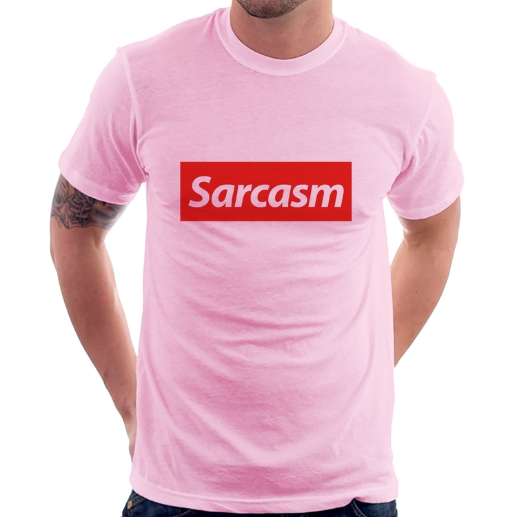 Camiseta Sarcasm - Rosa Bebê