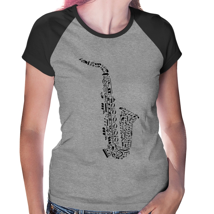 Baby Look Raglan Saxofone Notas Musicais - Cinza/Preto
