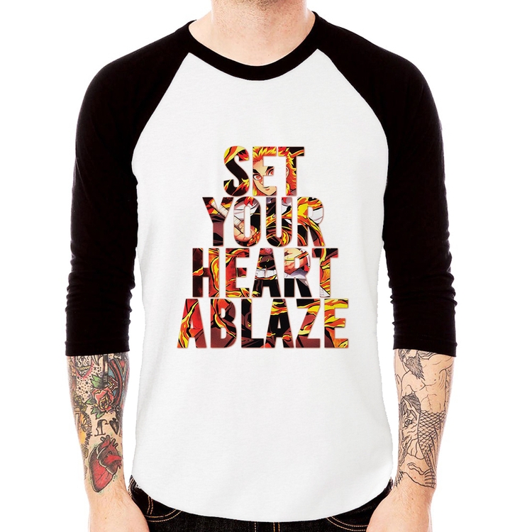 Camiseta Raglan Set your heart ablaze Manga 3/4