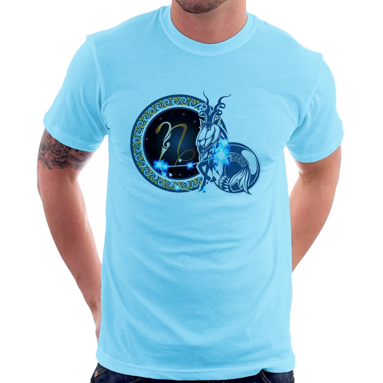 Camiseta Signo Capricórnio Astrologia - Azul Bebê