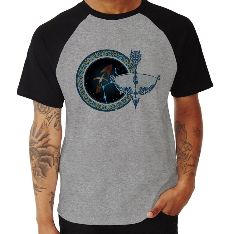 Camiseta Raglan Signo Sagitário Astrologia - Cinza/Preto