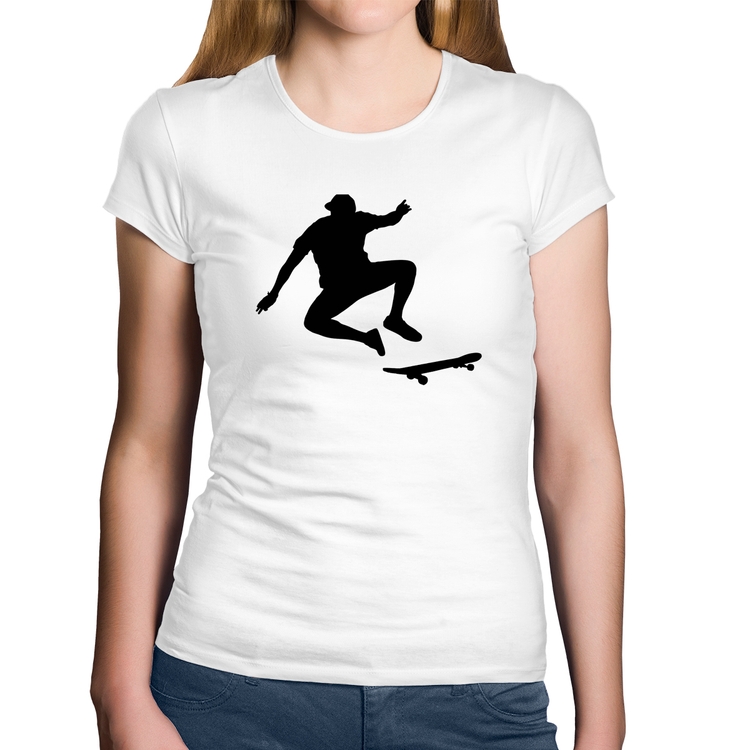 Baby Look Algodão Skatista Manobra - Branca