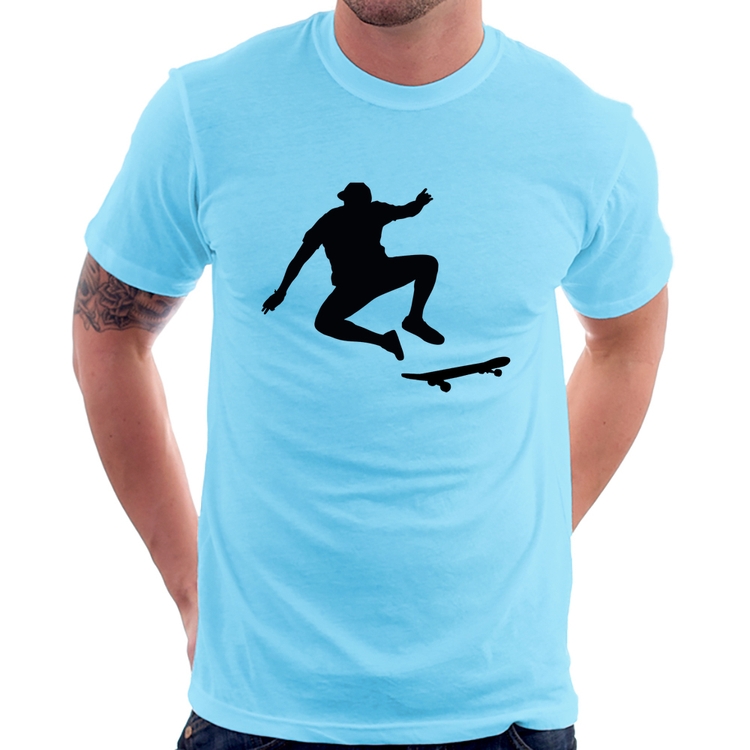 Camiseta Skatista Manobra - Azul Bebê