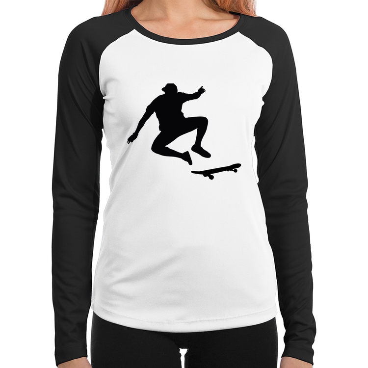 Baby Look Raglan Skatista Manobra Manga Longa