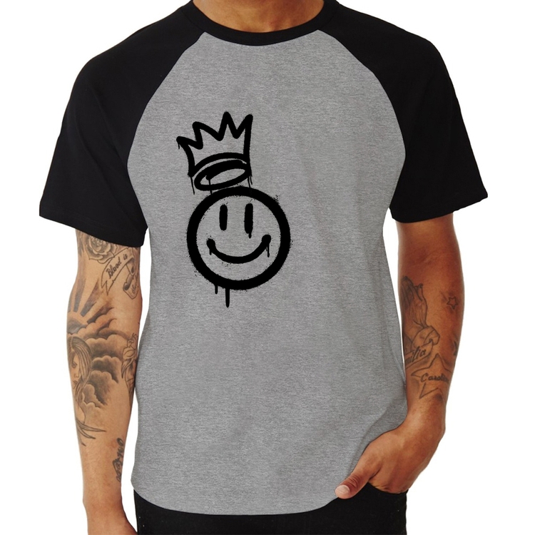 Camiseta Raglan Smile Kingdom - Cinza/Preto