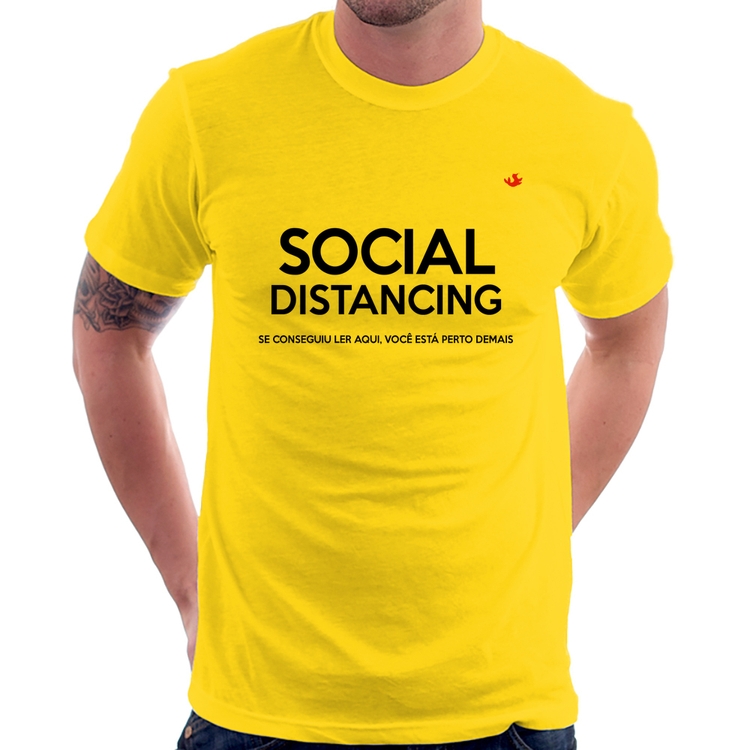 Camiseta Social Distancing - Amarela