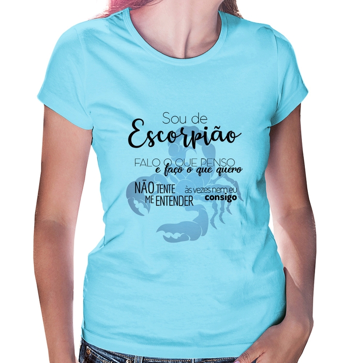 Baby Look Sou de Escorpião - Azul Bebê