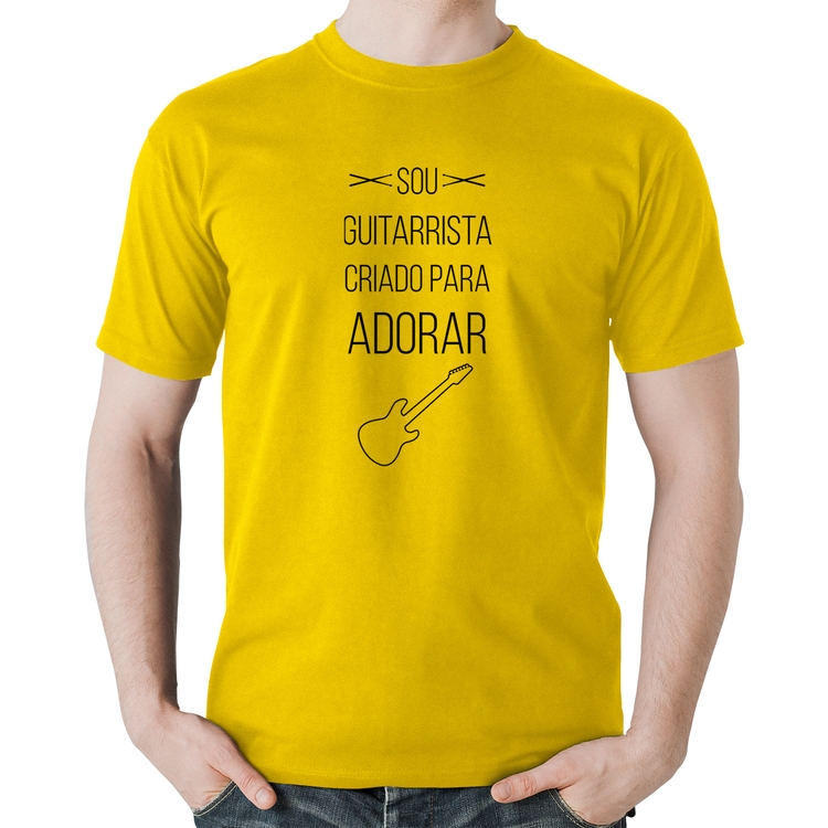 Camiseta Algodão Sou guitarrista criado para adorar - Amarela