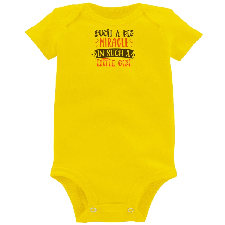Body Bebê Such a big miracle in a such litle girl - Amarelo