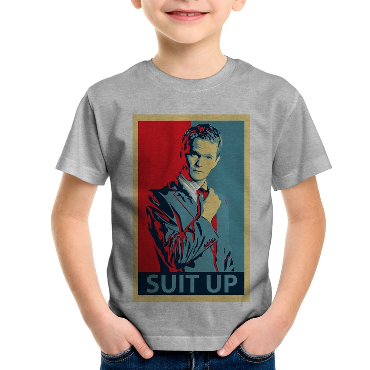 Camiseta Infantil Suit Up Barney Stinson - Cinza