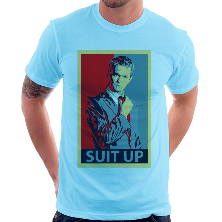 Camiseta Suit Up Barney Stinson - Azul Bebê