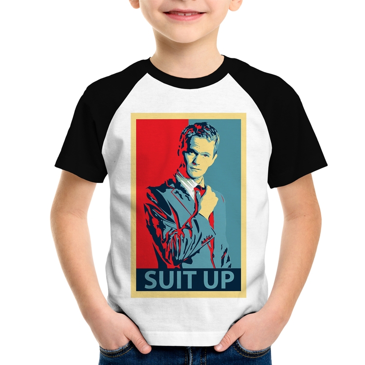 Camiseta Raglan Infantil Suit Up Barney Stinson