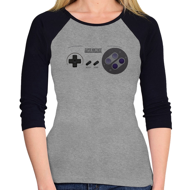 Baby Look Raglan Super Nintendo SNES Gamepad Manga 3/4 - Cinza/Preto