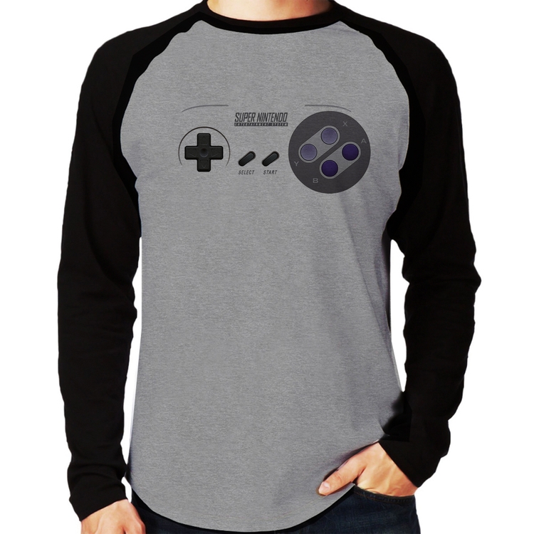 Camiseta Raglan Super Nintendo SNES Gamepad Manga Longa - Cinza/Preto