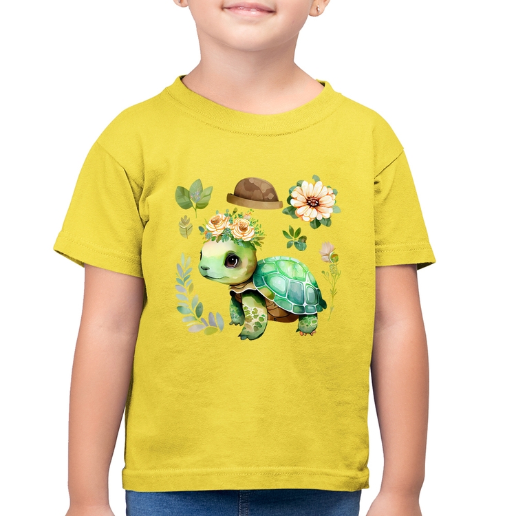 Camiseta Algodão Infantil Tartaruga, flores e chapéu - Amarelo Canário