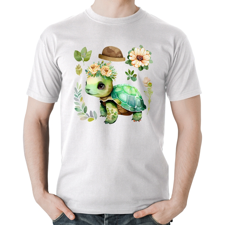 Camiseta Algodão Tartaruga, flores e chapéu - Branca