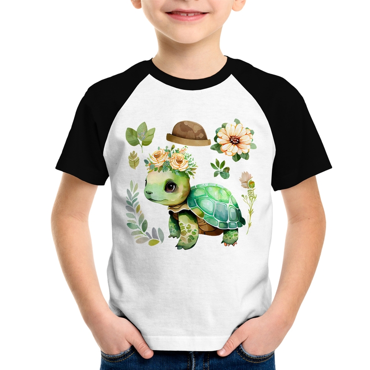 Camiseta Raglan Infantil Tartaruga, flores e chapéu