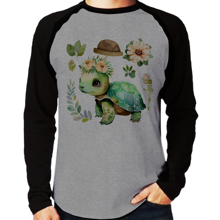 Camiseta Raglan Tartaruga, flores e chapéu Manga Longa - Cinza/Preto