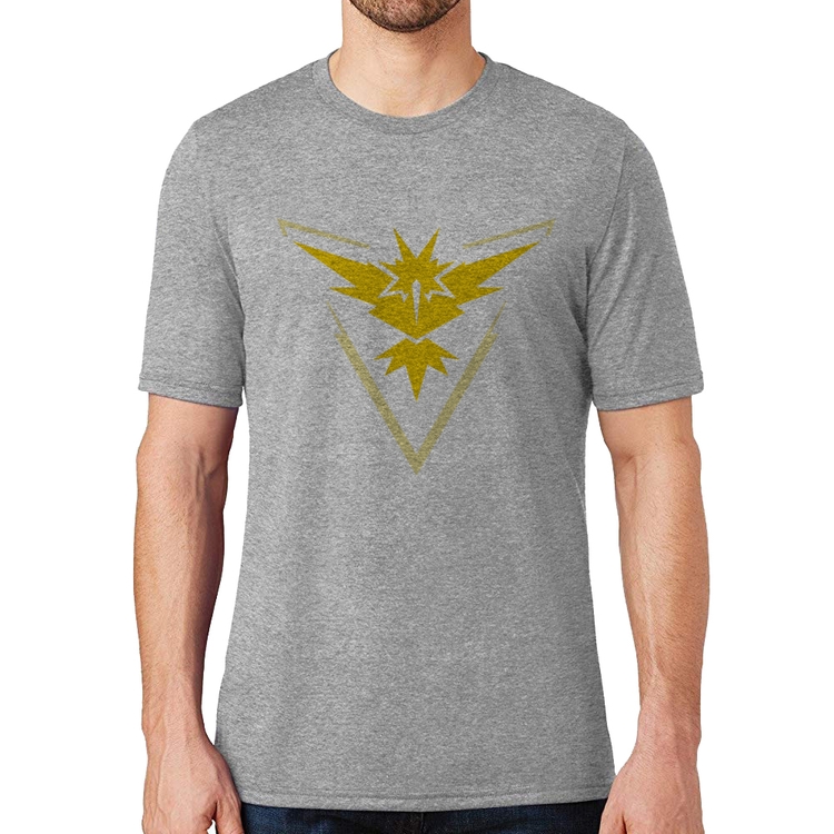 Camiseta Team Instinct - Cinza