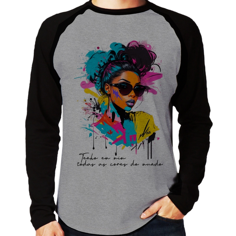 Camiseta Raglan Tenho em mim todas as cores do mundo Manga Longa - Cinza/Preto