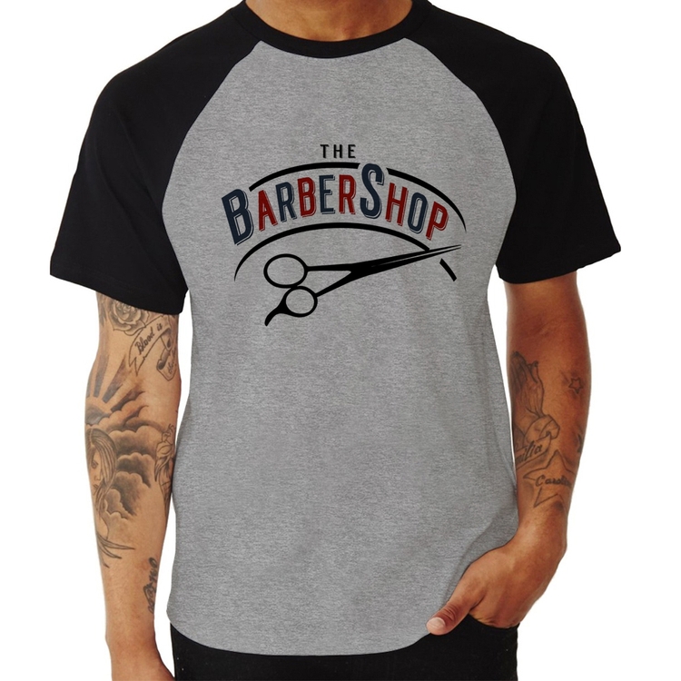 Camiseta Raglan The Barber Shop - Cinza/Preto
